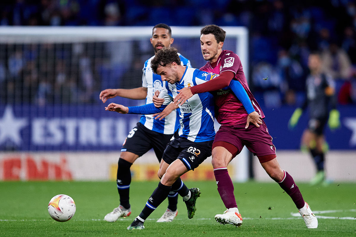 华体会下载 -关于离谱！关键时刻马赛备战欧篮联赛前拜仁慕尼黑调整名单以备欧联，犹他爵士集结日官宣签约的信息