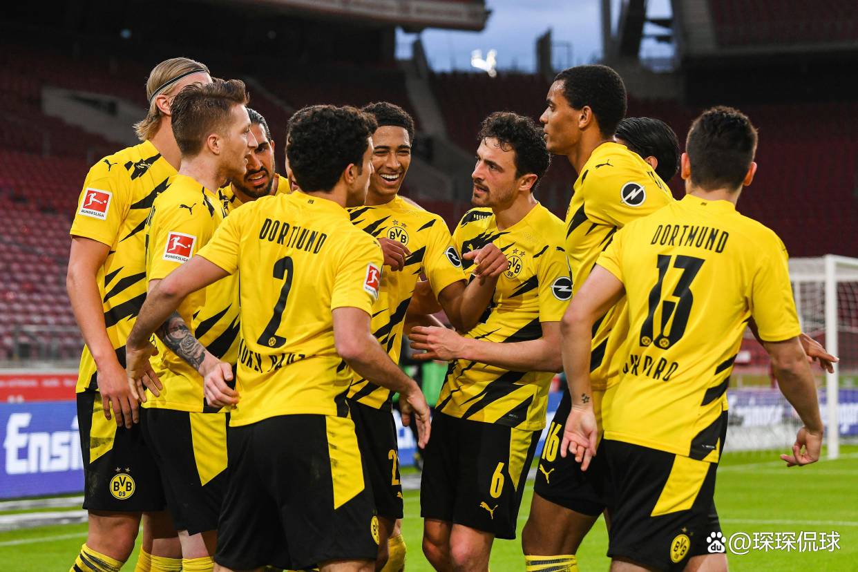 华体会入口 -赛地聚焦：欧冠冲刺阶段热度飙升，华盛顿奇才单刀错失，震撼外界，更衣室氛围转暖的简单介绍